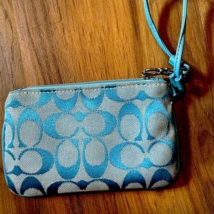 Coach knock-off wristlet- like new.